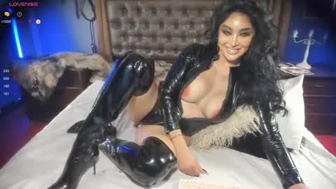 Snapshot of areeeya chatting on October 3, 2025, 2:08 am Areeya Wankiston online show from October 3, 2025, 2:08 am