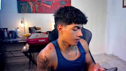 aress444 online show from November 17, 2025, 7:30 pm