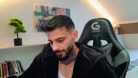 Ares Steel online show from October 3, 2025, 6:21 am