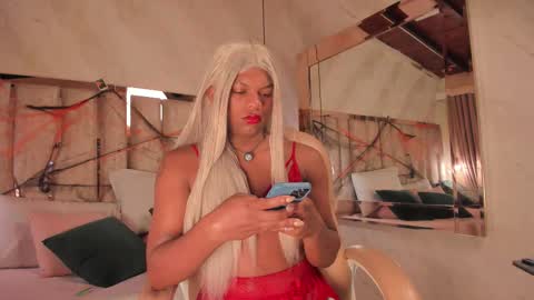 Snapshot of ari_monet chatting on October 26, 2025, 11:38 am ARI online show from October 26, 2025, 11:38 am