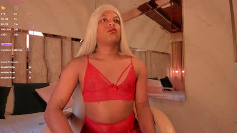 Snapshot of ari_monet chatting on November 26, 2025, 11:44 am ARI online show from November 26, 2025, 11:44 am