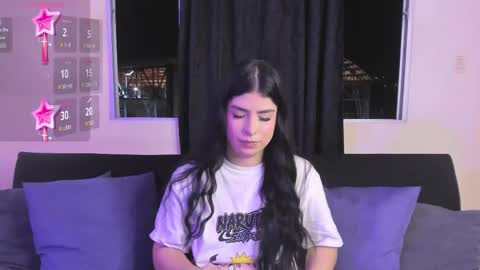 Snapshot of ari_peaches chatting on December 14, 2025, 8:20 am Ari online show from December 14, 2025, 8:20 am