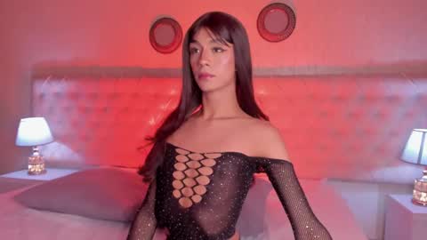 Snapshot of ari_sunshine chatting on January 30, 2025, 9:47 pm Ari online show from January 30, 2025, 9:47 pm