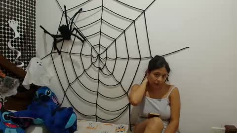 aria_arthur online show from October 29, 2025, 1:52 am