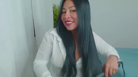 aria online show from October 24, 2025, 7:10 pm