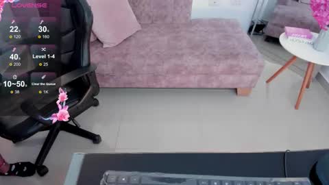 Snapshot of aria_vixen_ chatting on September 30, 2025, 7:52 pm Aria online show from September 30, 2025, 7:52 pm