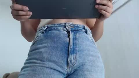 Snapshot of ariacoral chatting on November 6, 2025, 1:12 pm ariacoral online show from November 6, 2025, 1:12 pm