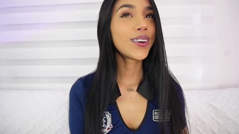 Snapshot of ariadna5 chatting on September 12, 2025, 2:17 pm ARIADNA online show from September 12, 2025, 2:17 pm