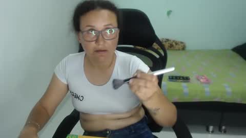 ...Ariana... online show from February 15, 2025, 8:33 pm