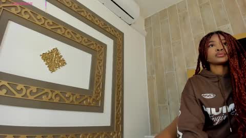 Snapshot of ariafoster chatting on October 25, 2025, 12:18 am Aria Foster online show from October 25, 2025, 12:18 am