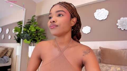 Snapshot of ariafoster chatting on November 28, 2025, 4:04 am Aria Foster online show from November 28, 2025, 4:04 am