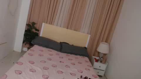 Christine  JorgensenChristmas wish breasts implants  online show from February 2, 2025, 7:09 am