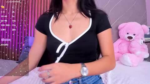 Snapshot of ariana_jhonson11 chatting on September 17, 2025, 12:51 pm Ariana online show from September 17, 2025, 12:51 pm