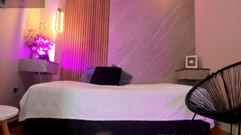 Snapshot of ariana_jhonson11 chatting on October 1, 2025, 12:11 pm Ariana online show from October 1, 2025, 12:11 pm