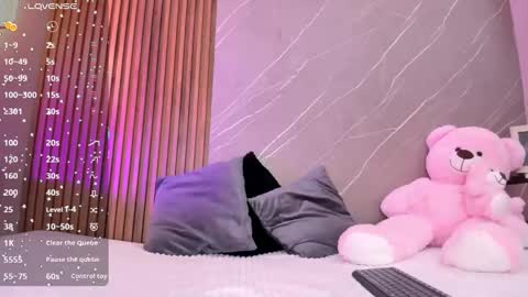 Snapshot of ariana_jhonson11 chatting on October 15, 2025, 12:49 pm Ariana online show from October 15, 2025, 12:49 pm