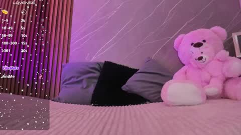 Snapshot of ariana_jhonson11 chatting on November 21, 2025, 11:31 am Ariana online show from November 21, 2025, 11:31 am