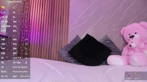 Snapshot of ariana_jhonson11 chatting on November 22, 2025, 12:15 pm Ariana online show from November 22, 2025, 12:15 pm