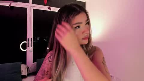 Snapshot of ariana_villada chatting on February 13, 2025, 3:29 am Ari online show from February 13, 2025, 3:29 am