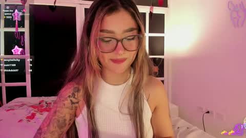 Snapshot of ariana_villada chatting on February 13, 2025, 6:30 am Ari online show from February 13, 2025, 6:30 am