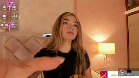 Snapshot of ariana_villada chatting on September 11, 2025, 4:12 am Ari online show from September 11, 2025, 4:12 am