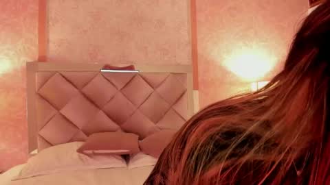 Snapshot of ariana_villada chatting on September 19, 2025, 3:30 am Ari online show from September 19, 2025, 3:30 am