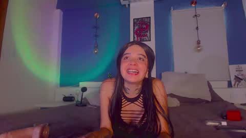 Snapshot of ariana_whitee chatting on September 20, 2025, 5:03 pm ariana_whitee online show from September 20, 2025, 5:03 pm