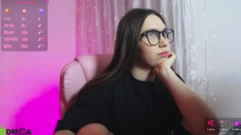 Snapshot of arianahot777 chatting on February 6, 2025, 1:05 am arianahot777 online show from February 6, 2025, 1:05 am