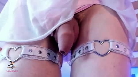 Snapshot of arianasantana chatting on October 30, 2025, 1:23 pm Ari online show from October 30, 2025, 1:23 pm