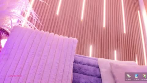 Snapshot of arianasantana chatting on December 3, 2025, 12:58 pm Ari online show from December 3, 2025, 12:58 pm