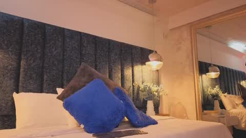 Arianna online show from September 12, 2025, 8:09 pm