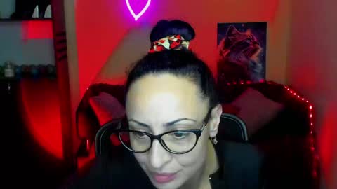 Snapshot of arianna_tifany chatting on January 12, 2025, 3:25 pm Arianna online show from January 12, 2025, 3:25 pm