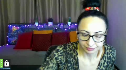 Snapshot of arianna_tifany chatting on January 18, 2025, 3:38 pm Arianna online show from January 18, 2025, 3:38 pm