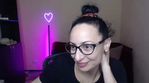 Snapshot of arianna_tifany chatting on February 2, 2025, 12:40 am Arianna online show from February 2, 2025, 12:40 am