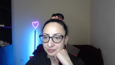 Snapshot of arianna_tifany chatting on February 5, 2025, 2:40 am Arianna online show from February 5, 2025, 2:40 am