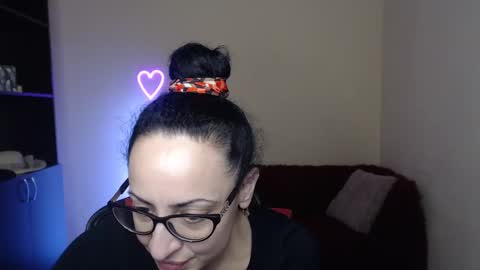 Snapshot of arianna_tifany chatting on February 7, 2025, 9:26 am Arianna online show from February 7, 2025, 9:26 am