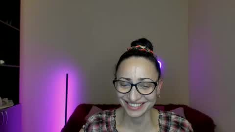 Snapshot of arianna_tifany chatting on March 1, 2025, 6:32 pm Arianna online show from March 1, 2025, 6:32 pm