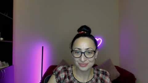 Snapshot of arianna_tifany chatting on March 2, 2025, 12:42 am Arianna online show from March 2, 2025, 12:42 am