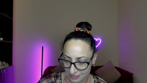 Snapshot of arianna_tifany chatting on March 2, 2025, 3:45 am Arianna online show from March 2, 2025, 3:45 am