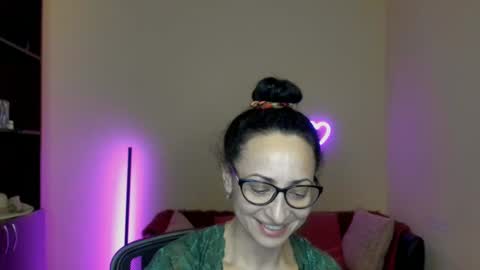 Snapshot of arianna_tifany chatting on March 11, 2025, 6:41 pm Arianna online show from March 11, 2025, 6:41 pm