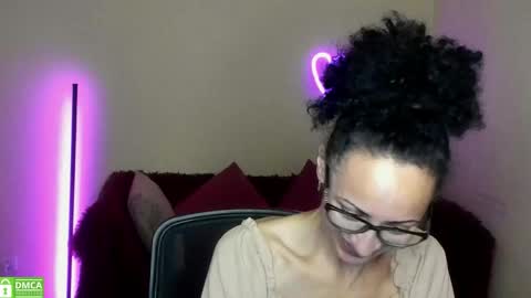 Snapshot of arianna_tifany chatting on September 25, 2025, 5:38 pm Arianna online show from September 25, 2025, 5:38 pm