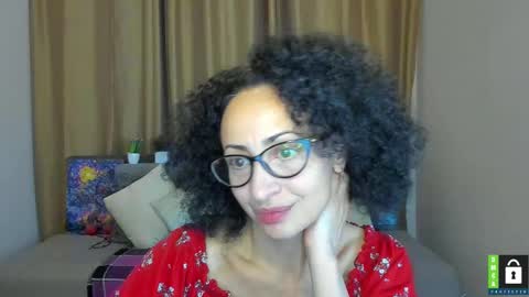 Snapshot of arianna_tifany chatting on November 14, 2025, 6:39 pm Arianna online show from November 14, 2025, 6:39 pm