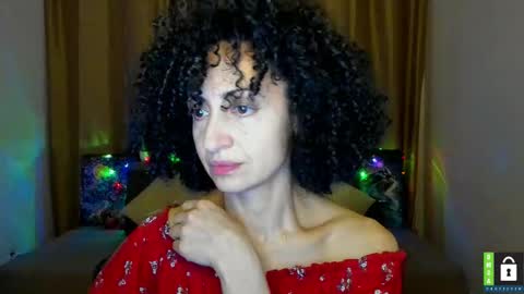 Snapshot of arianna_tifany chatting on November 30, 2025, 6:23 pm Arianna online show from November 30, 2025, 6:23 pm