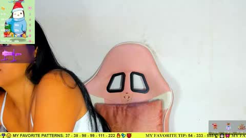 Snapshot of ariannalewis1 chatting on December 14, 2025, 7:40 pm Arianna online show from December 14, 2025, 7:40 pm