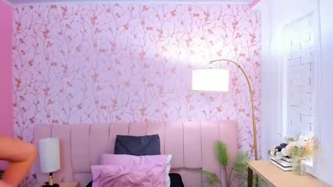 Arianna online show from October 31, 2025, 12:06 pm