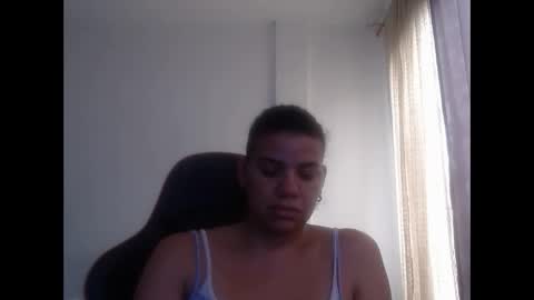 ariannaloovel online show from January 7, 2025, 7:17 pm