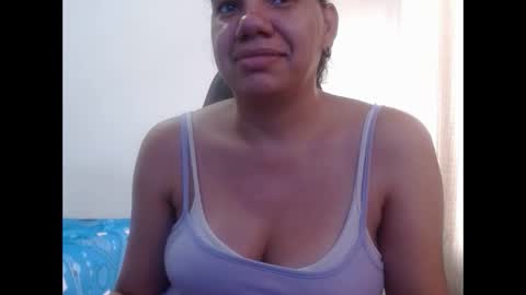 ariannaloovel online show from January 10, 2025, 5:56 pm