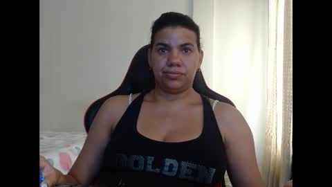 ariannaloovel online show from January 21, 2025, 6:34 pm