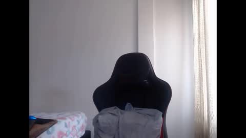 ariannaloovel online show from January 25, 2025, 5:30 pm