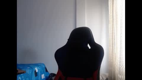 ariannaloovel online show from February 7, 2025, 6:02 pm