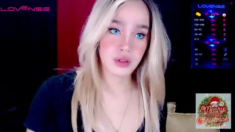 Snapshot of arianne_xoxo777 chatting on December 27, 2024, 4:58 am ARIANNE CUMS online show from December 27, 2024, 4:58 am